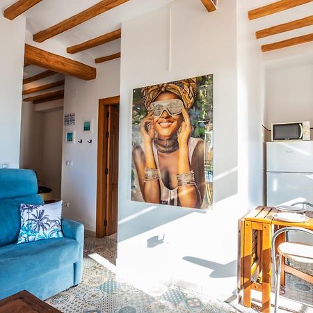 Hb Costablanca Apartamientos Junto Al Mar Apartman Villajoyosa Kültér fotó