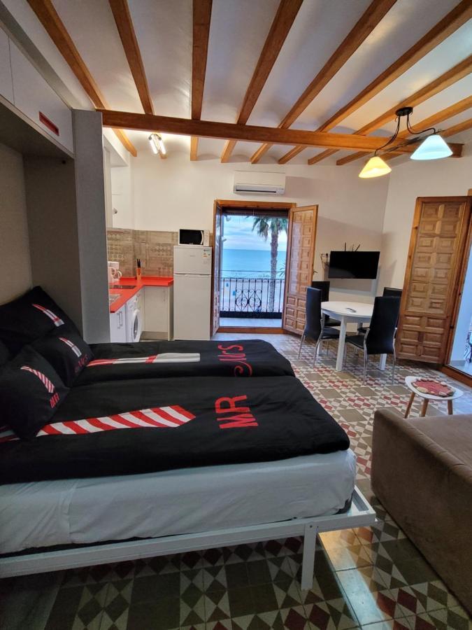 Hb Costablanca Apartamientos Junto Al Mar Apartman Villajoyosa Kültér fotó