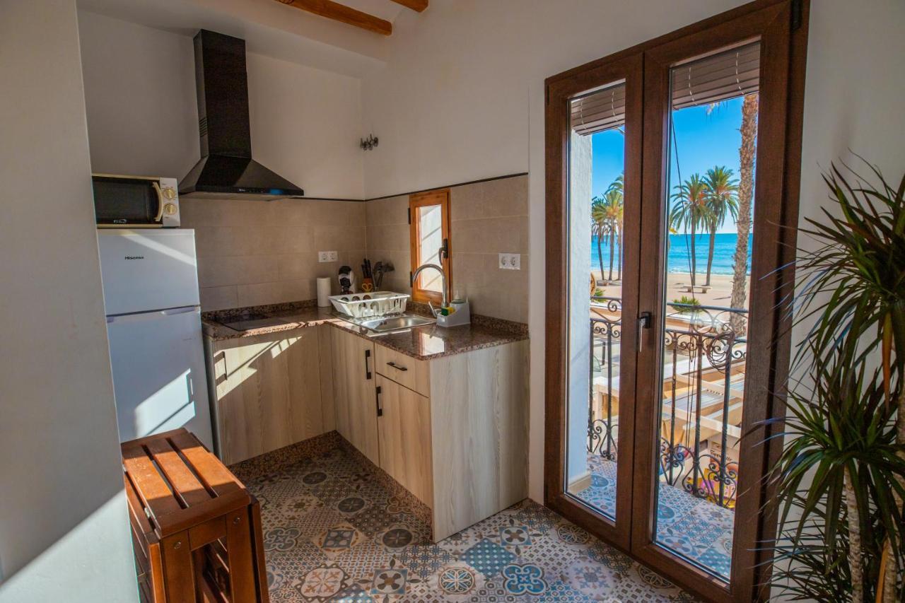 Hb Costablanca Apartamientos Junto Al Mar Apartman Villajoyosa Kültér fotó